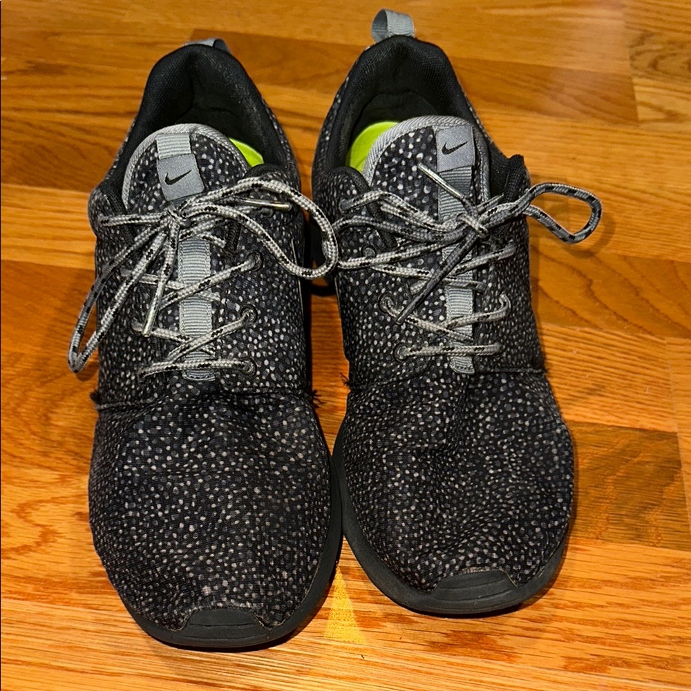 Nike Black and Gray Sneakers